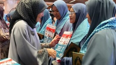 Wakil Wali Kota Makassar Hadiri Pengukuhan 10.000 Guru Al-Quran dan Pembukaan Muktamar V Wahdah Islamiyah