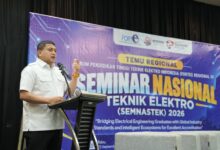 Munafri Tantang Lulusan Teknik Elektro Ciptakan Lapangan Kerja di Makassar