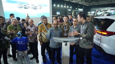 55 Tahun Toyota di Indonesia, Land Cruiser 300 Hybrid EV dan bZ4X Touring Meluncur di GIIAS Makassar 2026