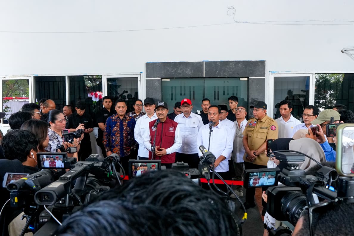 Mensos Apresiasi Gubernur Andi Sudirman, Sulsel Jadi Provinsi Luar Jawa dengan Penyelenggaraan Sekolah Rakyat Terbanyak