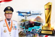 Gubernur Sulsel Andi Sudirman Terima Penghargaan Inovasi Layanan Transportasi Publik Terjangkau dan Terintegrasi