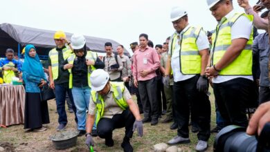 Gubernur Andi Sudirman  Groundbreaking Revitalisasi Lapangan Sepak Bola Pallempang Luwu