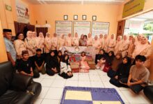 Jelang HUT ke-27, DWP Sulsel Berbagi di Dua Panti Asuhan Makassar