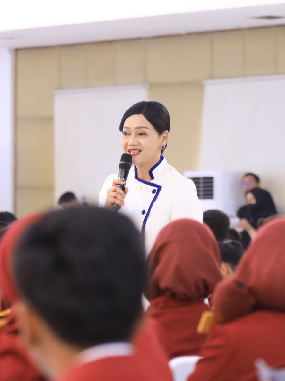 OJK Bekali 500 Pelajar Sekolah Rakyat dengan Literasi Keuangan dan Digital