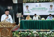 Salurkan Zakat BAZNAS, Andi Akmal Pasluddin Harap Mustahik Mandiri Secara Ekonomi